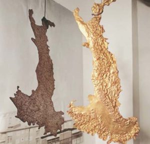 "Perche Italia", Luciano Fabro, Μουσείου Reina Sofia