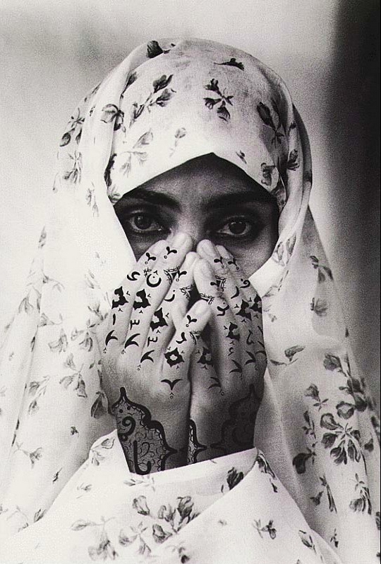 Shirin Neshat, Photo Arab Museum of Modern Art Doha Archive