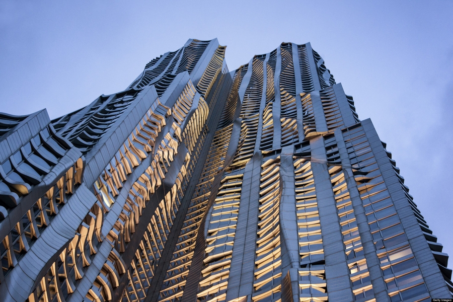 Frank Gehry: 6 deconstructive and unusual masterpieces.