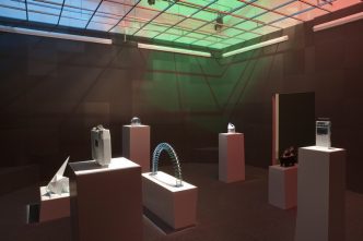 Alexandre Singh, The School for Objects Criticized, 2010/16, Installation view “Free” New Museum-New York, 2010, Photo: Benoit Pailley, © Alexandre Singh, Courtesy Sprüth Magers