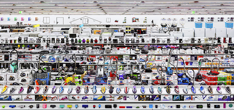 Andreas Gursky, Media Markt, 2016, © Andreas Gursky, VG Bild-Kunst-Bonn 2016, Courtesy Sprüth Magers