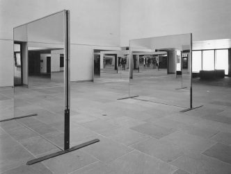 Robert Morris, Untitled (Williams Mirrors), 1976-77, © Robert Morris / ARS-New York 2016, Courtesy of the artist, Sprüth Magers and Castelli Gallery