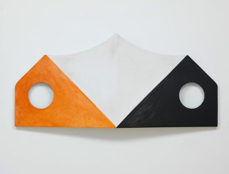 Blair Thurman, Nite Owl, 2016, Acrylic on canvas on wood, 94 × 203.2 × 24.1 cm, © Blair Thurman, Photo: Rob McKeever, Gagosian Gallery