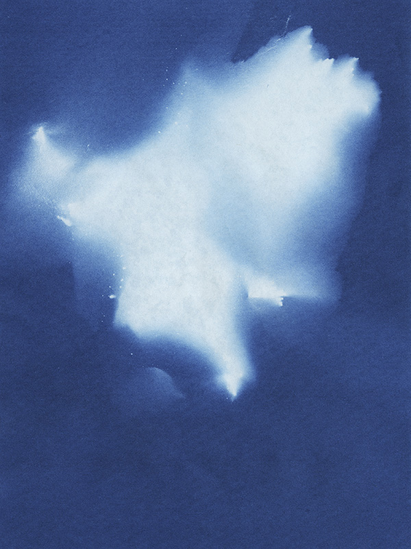 Stéphanie Solinas, Equivalents, From the series “Les Pourquoi Pas?, 2014-16, © Stéphanie Solinas, Foam Archive
