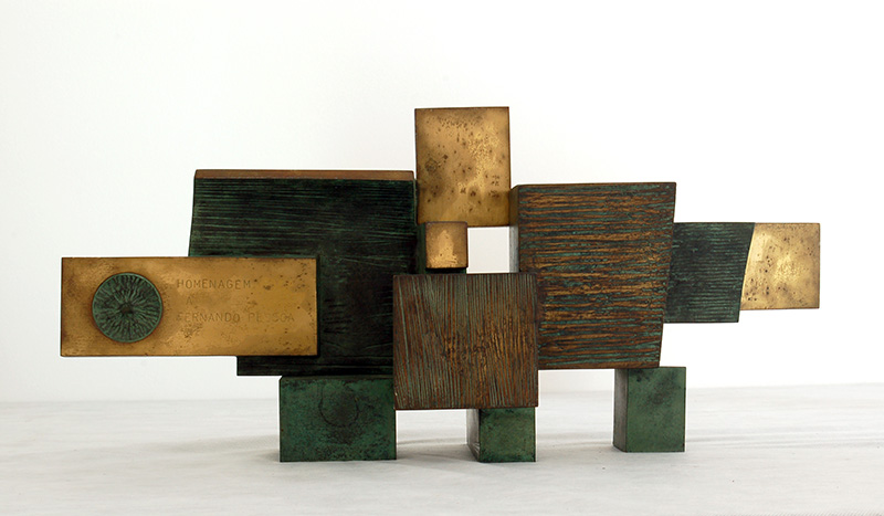Arlindo Rocha, Homenagem a Fernando Pessoa - Aos Homens, 1970, Bronze, 27 x 58 x 17.5 cm, Coll. Portuguese State Secretariat of Culture, long-term loan to Fundação de Serralves - Museu de Arte Contemporânea, Porto, Portugal, Deposit 1990