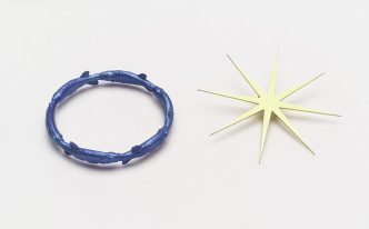 Katharina Fritsch, Fischring und Stern, 1983/1994, Collection Walker Art Center, T. B. Walker Acquisition Fund, 1996, © Artists Rights Society (ARS)-New York / VG Bild-Kunst Bonn-Germany