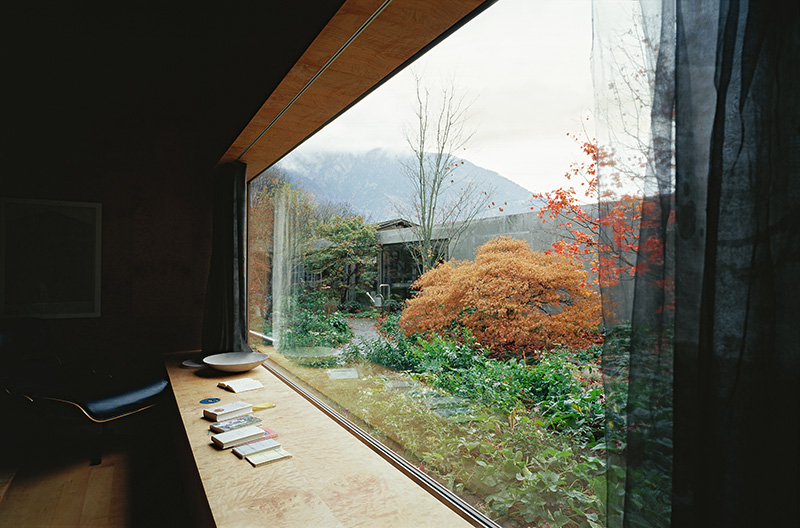 Peter Zumthor, Zumthor Residence Haldenstein, 2005, Photo: © Damir Fabijanic