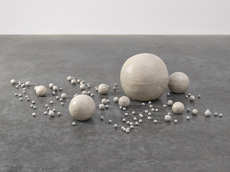 Damián Ortega, Percentual constellation, 2017, Fired clay from Zacatecas, Overall dimensions variable, © Damián Ortega, Photo © White Cube (Ben Westoby)
