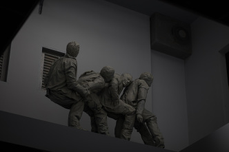Juan Muñoz, Double Bind (Installation View at PLANTA Project), PLANTA Project Archive