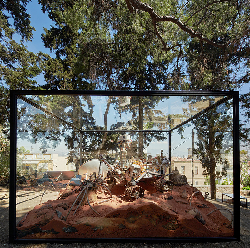 Adrián Villar Rojas, The Theater of Disappearance, 2017, NEON Foundation at Athens National Observatory (NOA)-Athens, Photo Courtesy the artist, Marian Goodman Gallery - New York / Paris / London, and kurimanzutto - Mexico City, Photo: Jörg Baumann