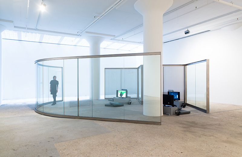 Dan Graham, Performer / Audience / Mirror, 1975, Single channel black and white video with sound, © Dan Graham, Courtesy Lisson Gallery