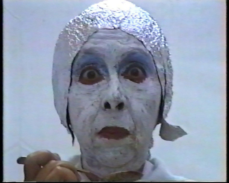 Geta Brătescu, Earthcake (Video Still), 1992, VHS video cassette transferred onto DVD, 4:3, 7:05 min, color, stereo sound, Camera: Alexandru Solomon, © Geta Brătescu, Courtesy the artist and Hauser & Wirth