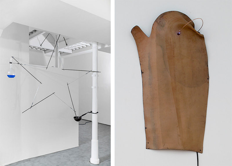 Left: Gilberto Zorio, Stella calibrata (Calibrated Star), 2016, Five sculptor’s calibers, threaded rebar, Pyrex cruet, copper sulphate, red phosphorus, copper crucible, plier, 214 x 226 x 156 cm, Courtesy Galleria de'Foscherari, Bologna, Photo: Paolo Panzera. Right: Gilberto Zorio, Arco voltaico (Electric arching), 1968, Leather, copper rod, gold plate, electric arching-spark, timer, 150 x 80 x 40 cm, Collection of the artist, Courtesy Sonnabend Gallery-New York