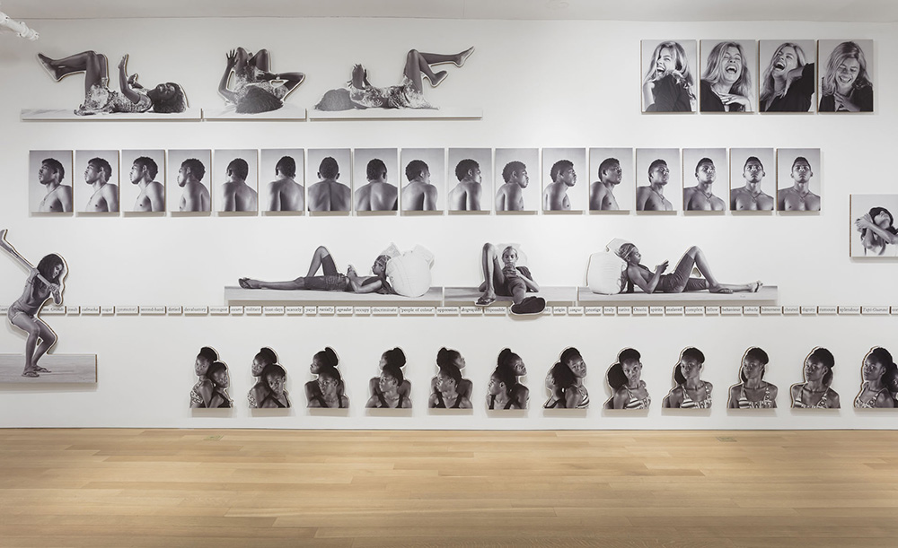 Jonathas de Andrade, Menosprezo / Belittle, por Oristes (installation view), 2017, Courtesy the artist and David Zwirner Gallery