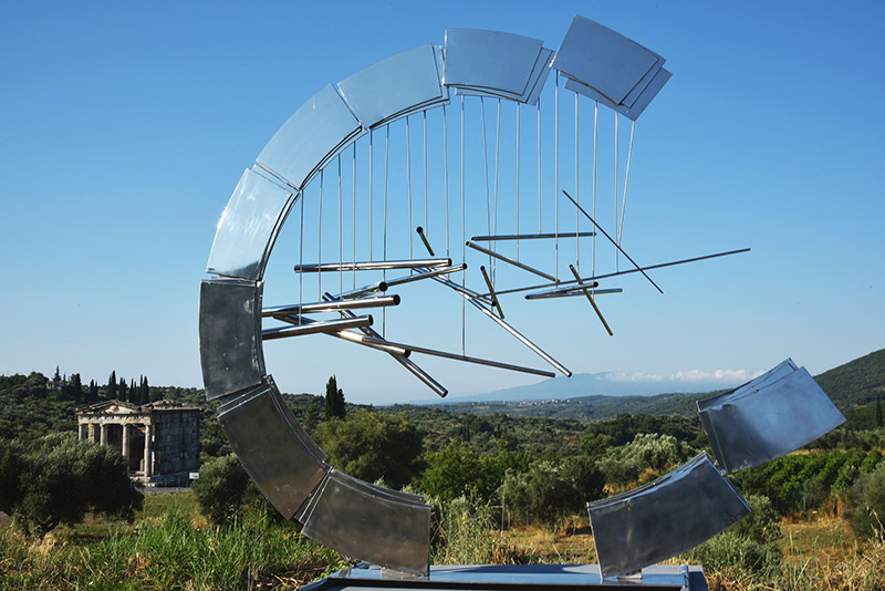 George Zongolopoulos, Cycladic, Courtesy George Zongolopoulos Foundation & Society of Messenian Archaeological Studies