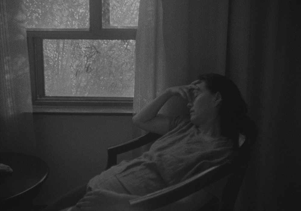 Yang Luzi, Le Yeti (film still), 2016, single-channel video, Duration 6′12″, © Yang Luzi, Courtesy the artist and Ullens Center For Contemporary Art (UCCA)