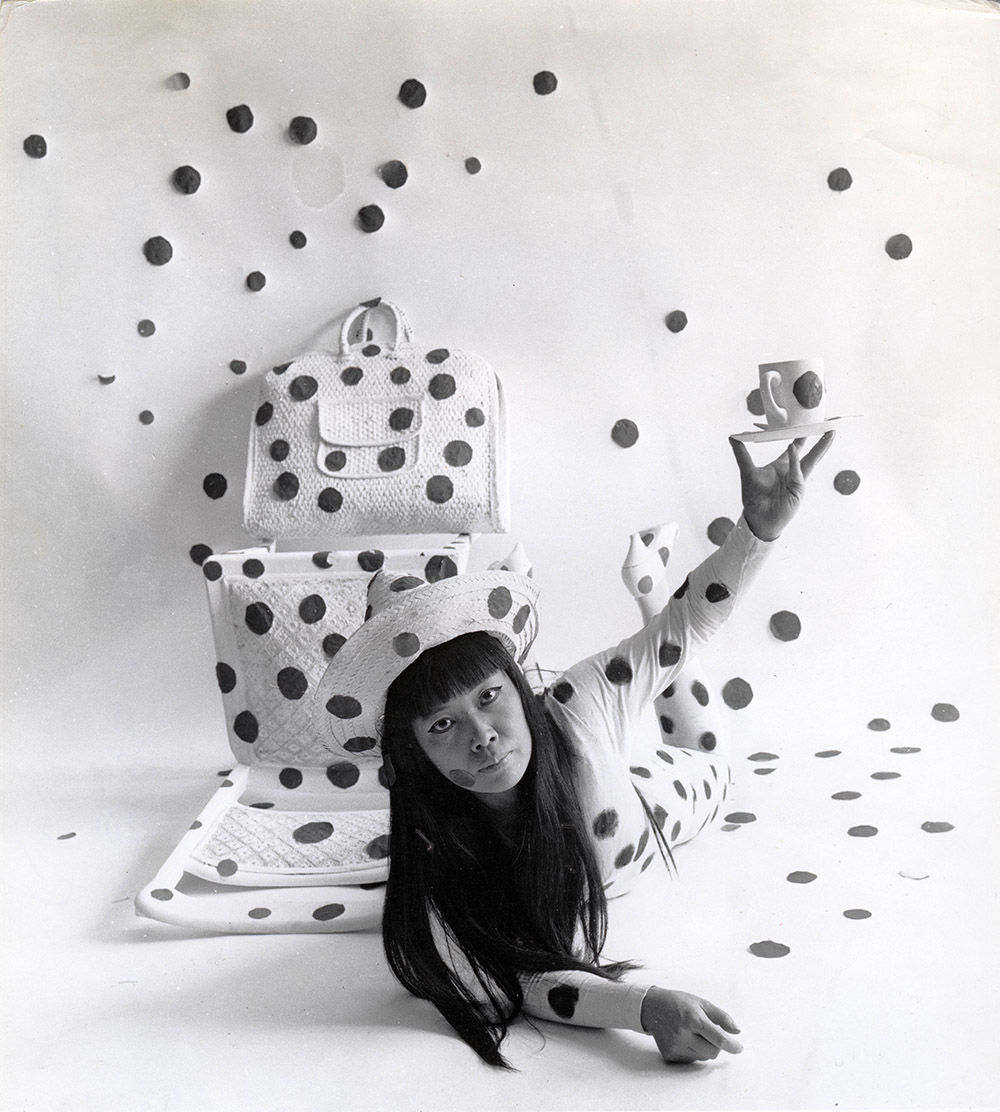 Yayoi Kusama, Self‐Obliteration by Dots, 1968, Collection of the Artist , © Yayoi Kusama, Photo: Hal Reiff