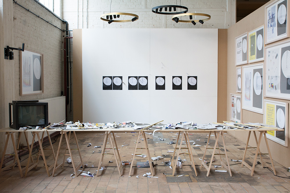 Navid Nuur, Untitled (Distant relations between lovers could fail by the lack of your true focus)