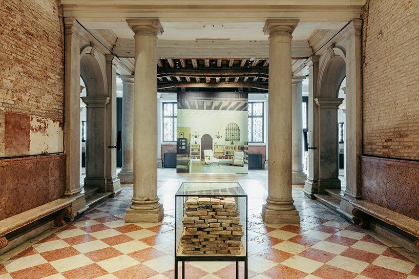 Exhibition view: Machines à penser, Fondazione Prada-Venice, 2018, Photo: Mattia Blsamini, Courtesy Fondazione Prada