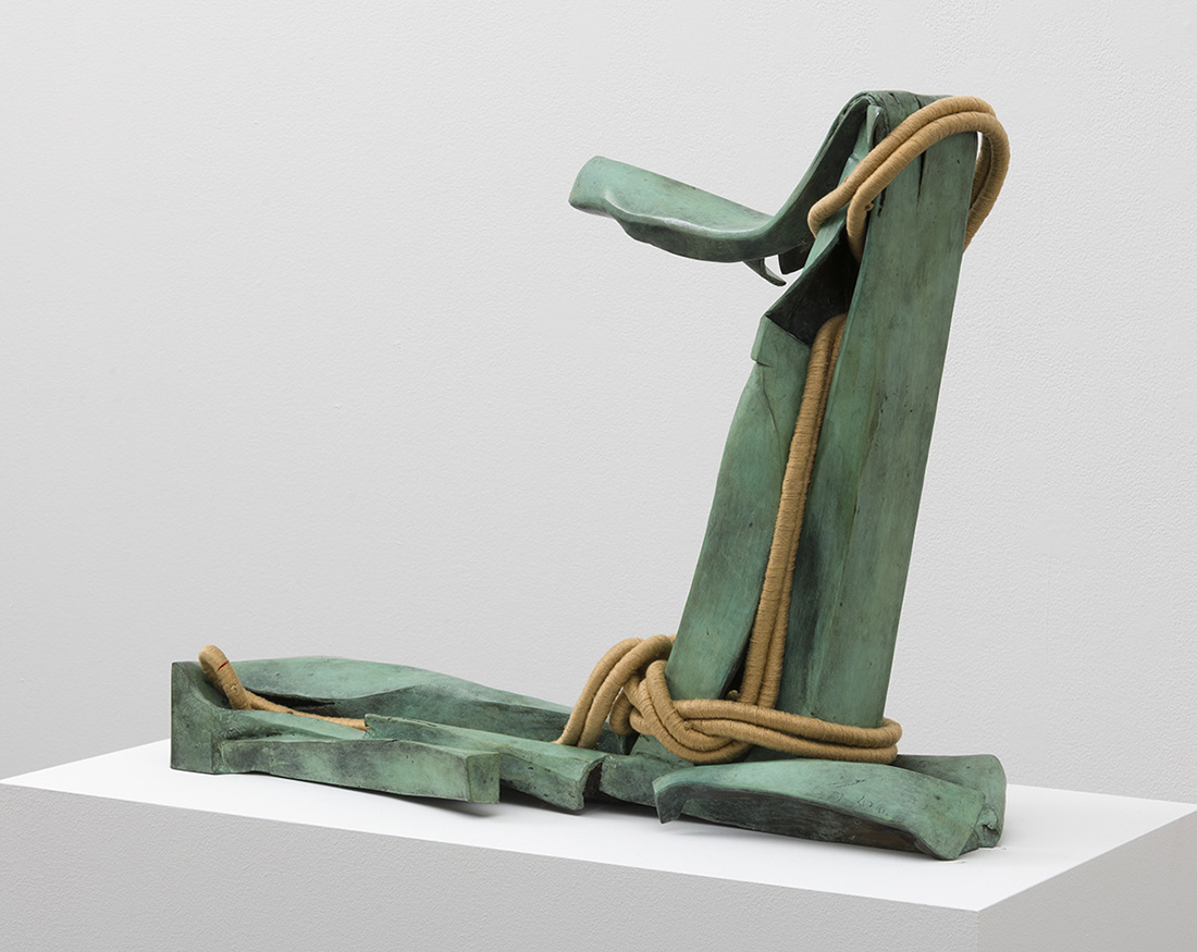 Barbara Chase-Riboud, La Musica Archeological, 2003, bronze and silk cord, 52.7 x 67.3 x 27.9 cm, © Barbara Chase-Riboud, Courtesy the artist and David Kordansky Gallery