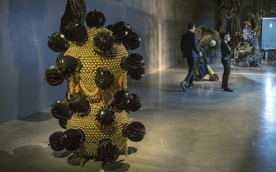 Haegue Yang, Installation view: 21st Biennale of Sydney: 'SUPERPOSITION: Equilibrium & Engagement', Museum of Contemporary Art Australia, Sydney, 2018. In view: 'The Intermediates' and 'Lethal Love'. Photo: Studio Haegue Yang.