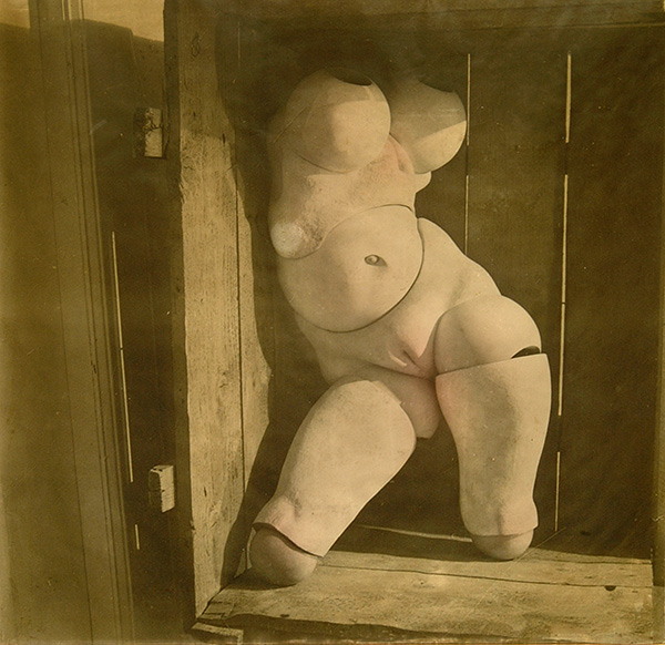 Hans Bellmer, La poupée, 1935, © 2018 Artists Rights Society (ARS)-New York / ADAGP-Paris, Courtesy Galerie 1900-2000 and David Zwirner