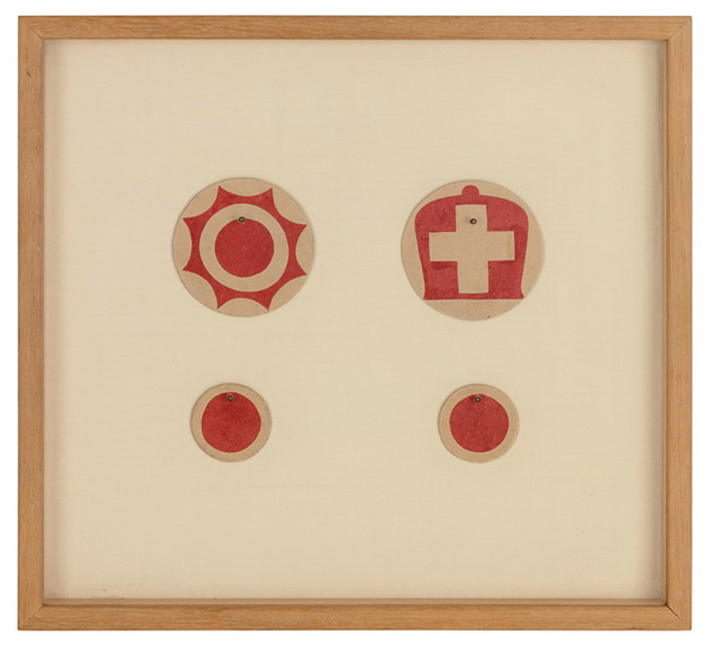 Marcel Duchamp, Four Chess Pieces (King, Queen, and Two Pawns) for Wall-Mounted Chessboard, ca. 1930. Red colored paper, glued to cardboard disks, 30.5 x 33 cm, framed, © Association Marcel Duchamp / ADAGP, Paris / Artists Rights Society (ARS)-New York 2018. Courtesy of Francis M. Naumann Fine Art-New York