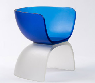 Marc Newson, Chair, 2017, Cast Glass, 74 x 69 x 55 cm, © Marc Newson, Photo: Jaroslav Kviz, Courtesy the artist and Gagosian