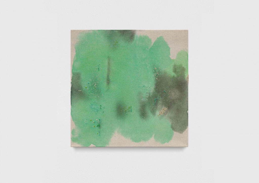 Jessica Rankin, Thread Suns, 2018, Linen with embroidery, fabric and paint, 60,6 x 61 x 3,8 cm, © Jessica Rankin, Courtesy the artist and Carlier|Gebauer Gallery