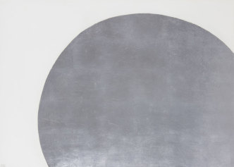 Anna-Eva Bergman, N°48-1969 Une autre lune, 1969, Vinyl and metal foil on cardboard marouflé on canvas, 74,7 x 104,5 cm, Courtesy Fondation Hartung - Bergman, Antibes et Galerie Jérôme Poggi-Paris