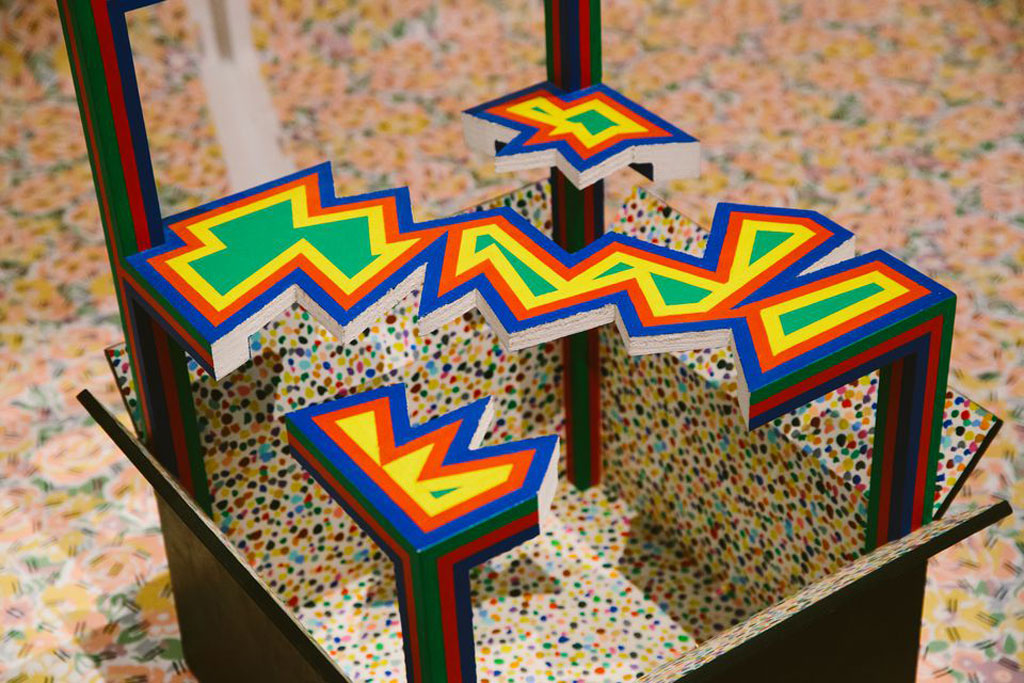 Lucas Samaras, Chair Transformation #9 (Detail), 1969-70, Acrylic on wood, 101.6 x 63.5 x 63.5 cm, Courtesy Pace Gallery-New York, Photo: Bill Jacobson, © Lucas Samaras