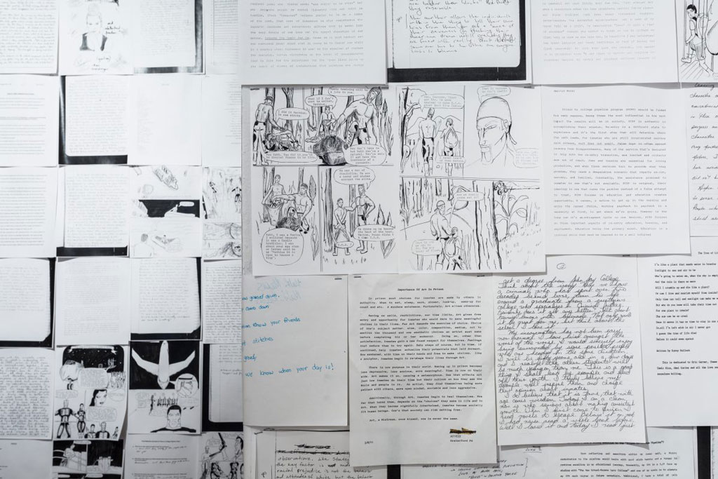 Hank Willis Thomas & Dr. Baz Dreisinger, The Writing on the Wall, Instlalation view High Line Park-New York, 2019, Courtesy the artists and High Line Art