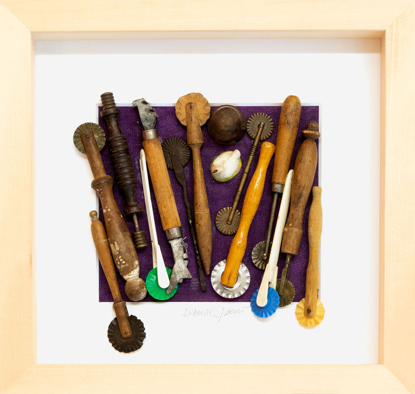 Daniel Spoerri, Untitled (Series: Eintagskästchen), 2018, Assemblage, 35.5 x 37.5 cm, © Daniel Spoerri, Courtesy the artist and Galerie Krinzinger