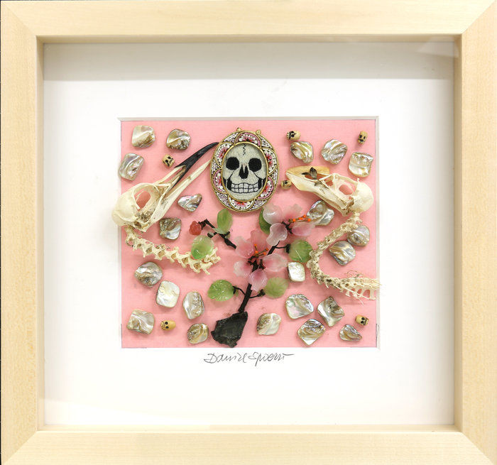 Daniel Spoerri, Untitled (Series: Eintagskästchen), 2018, Assemblage, 35.5 x 37.5 cm, © Daniel Spoerri, Courtesy the artist and Galerie Krinzinger