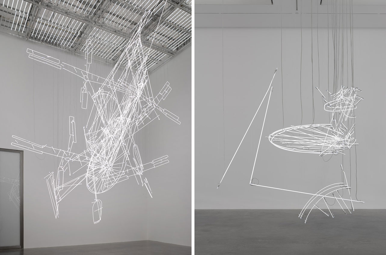 Left: Cerith Wyn Evans, Fig. (0), 2020, White neon, 730 × 707 × 519 cm), © Cerith Wyn Evans, Courtesy the artist and White Cube Gallery Right: Cerith Wyn Evans, …take Apprentice in the Sun II, 2020, White neon, 235 × 230 × 112 cm, © Cerith Wyn Evans, Courtesy the artist and White Cube Gallery