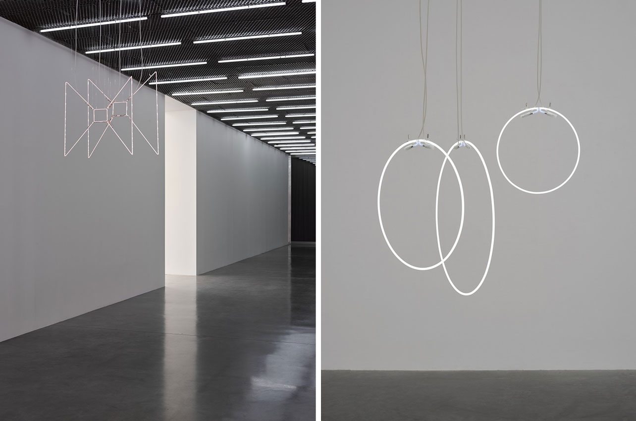 Left: Cerith Wyn Evans, Space called Place (after RD), 2020, Krypton gas neon, 82 × 77 × 35 cm, © Cerith Wyn Evans, Courtesy the artist and White Cube Gallery Right: Cerith Wyn Evans, Come (II), 2017, Neon, Part 1, diameter: 85 cm, Part 2, diameter: 65 cm)Part 3, diameter: 47 cm), © Cerith Wyn Evans, Courtesy the artist and White Cube Gallery