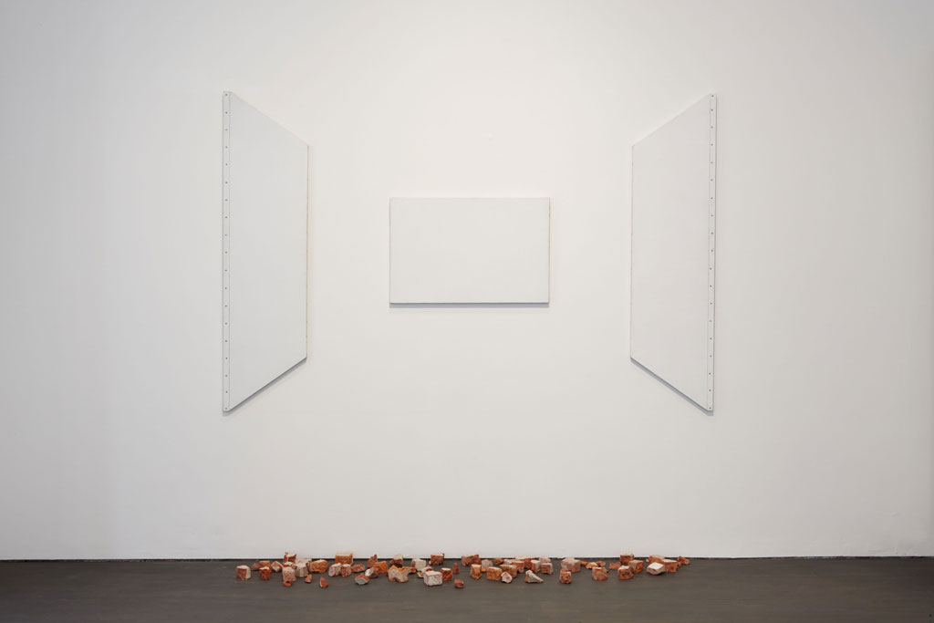 Giulio Paolini, Parnaso, 1978, Pencil on painted canvas, brick chunks, Collection S.M.A.K., Photo: Dirk Pauwels