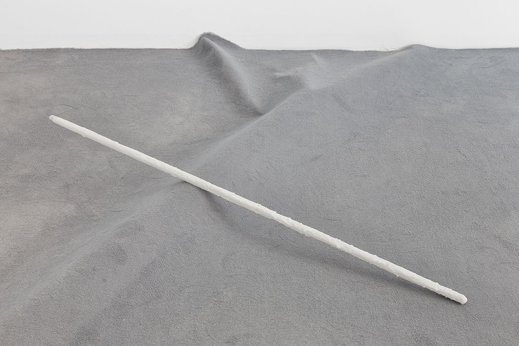 Charbel-joseph H. Boutros, Neon Light, 2018, Gallery’s neon, votive candle wax, carpet, Courtesy of the artist, Grey Noise and Jaqueline Martins gallery