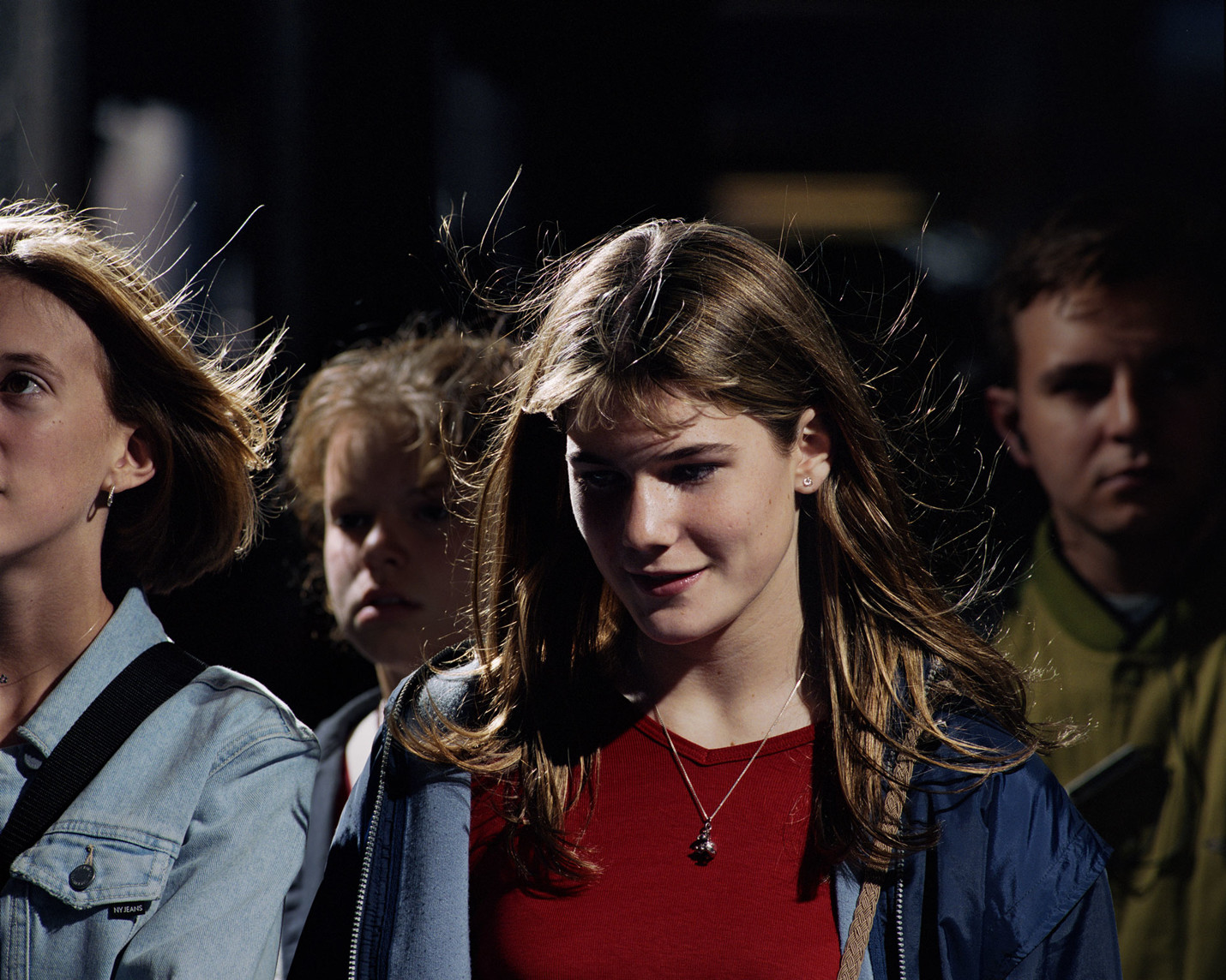 Philip-Lorca diCorcia, Head #13, 2001 , Fujicolor Crystal Archive print, 48 x 60 inches (121.9 x 152.4 cm), © Philip-Lorca diCorcia, Courtesy the artist and David Zwirner Gallery