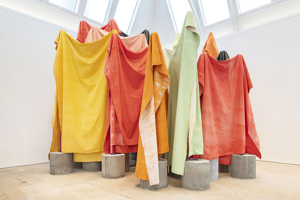 Phyllida Barlow, untitled: canvasracks, 2018-2019, Installation view, cul-de-sac, Royal Academy of Arts, London, 2019 © Phyllida Barlow, Courtesy the artist and Hauser & Wirth, Courtesy Cross Steele Collection, Photo: Damian Griffiths