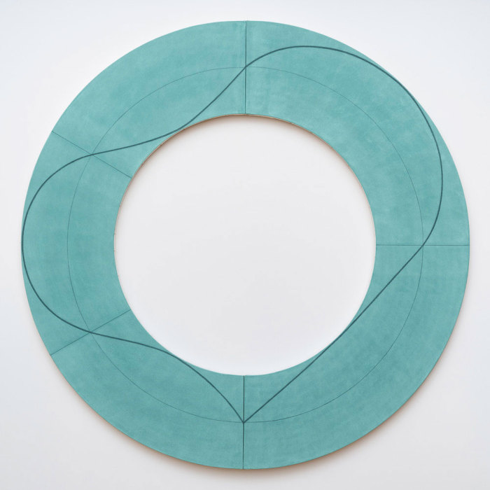 Robert Mangold, Ring Image C, 2008, acrylic, graphite and black pencil on canvas, 96" / 243.8 cm diameter, © Robert Mangold, Courtesy the artist and Pace Gallery