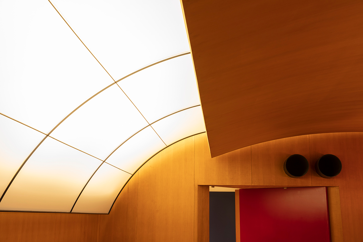 Kuramata Shiro, Kiyotomo sushi bar, 1988, Japanese cedar-veneered wood, steel, fabric, granite, glass, and acrylic, Purchase with partial gift of Richard Schlagman, 2014 © Kuramata Design Studio, Courtesy M+ Museum