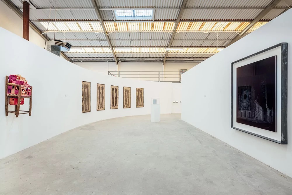 Intersections by Susana Pilar, exhibition view at Galleria Continua-Les Moulins, 2021, Photo: Oak Taylor-Smith, Courtesy Galleria Continua