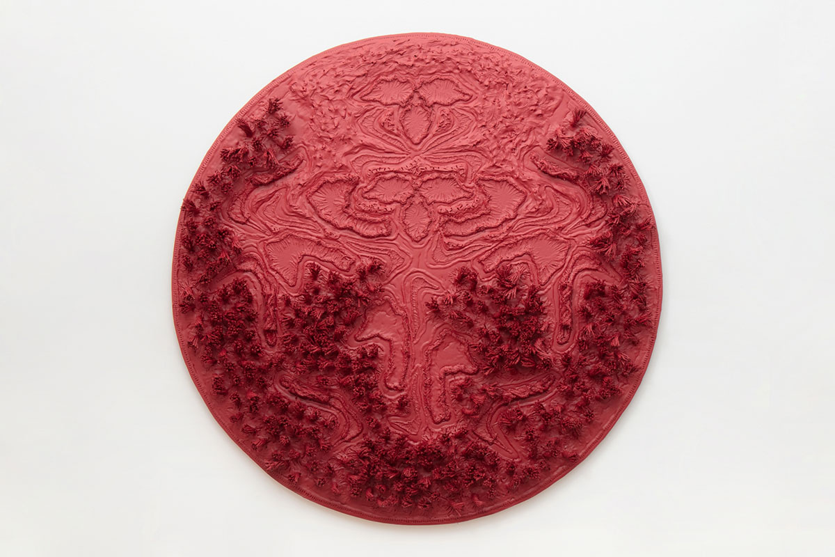 David-Jeremiah, I Drive Thee, 2022, Manila rope, spray paint and oil-based enamel on wood panel, 60 inches / 152.4 centimeters diameter, © David-Jeremiah\, Courtesy the artist and Meliksetian | Briggs Gallery