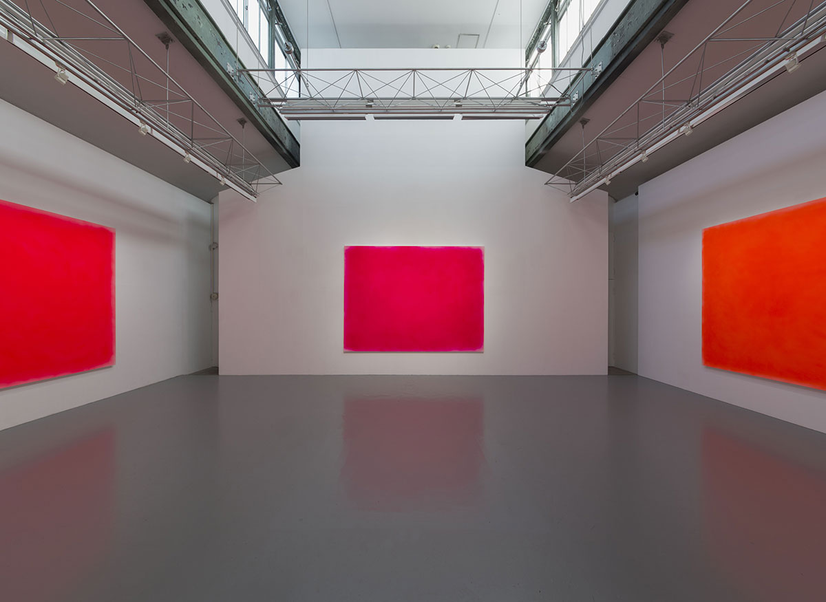 Lee Ufan, Landscape I, II, III, 1968 / 2015, Spray paint on canvas, 218.2 × 291 cm, Private collection, deposited at The Museum of Modern Art, Gunma. © Lee Ufan, Photo: Nobutada Omote