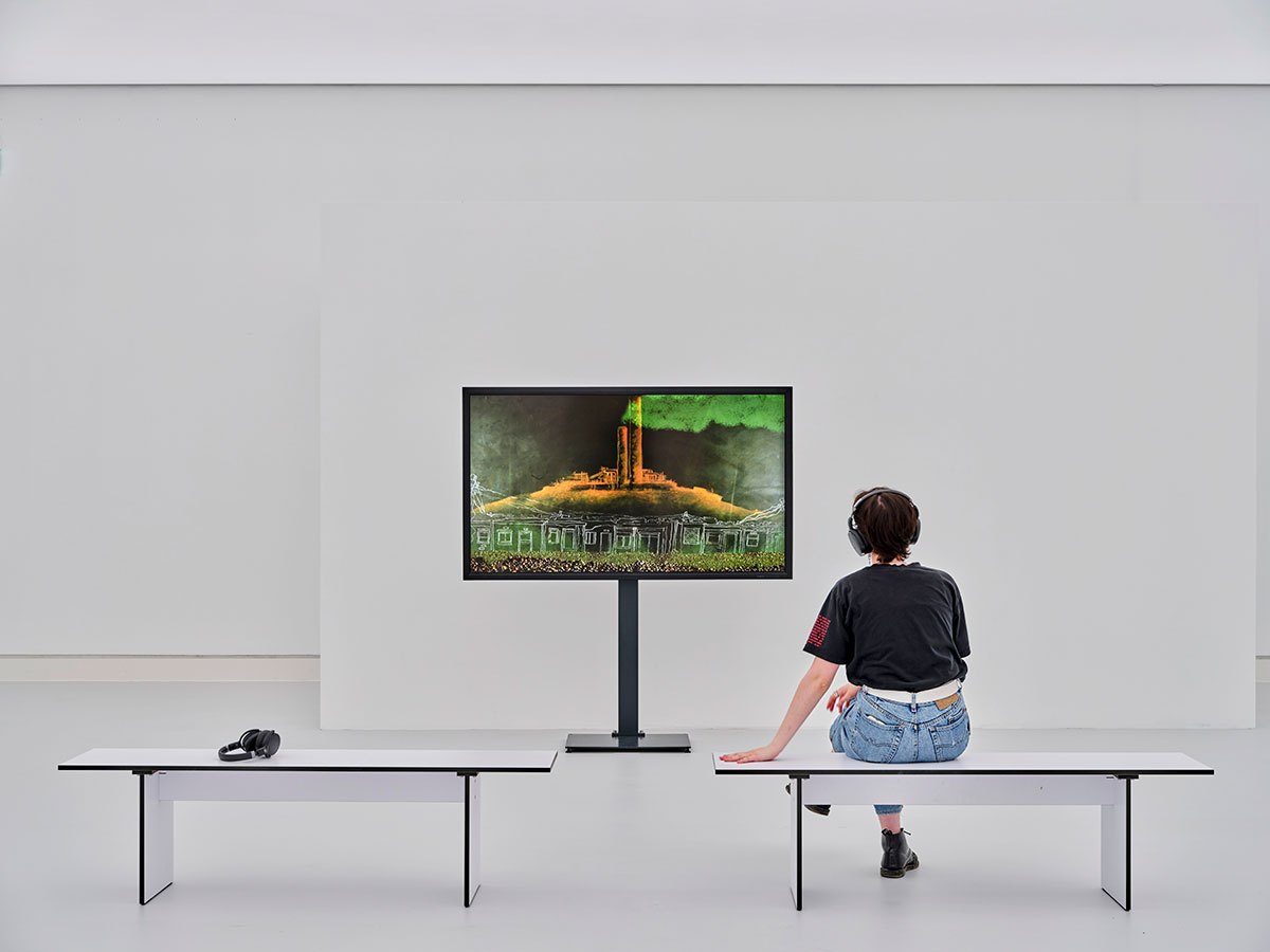 Installation view Kunsthalle Mainz: Frank Mukunday & Tétshim, Machini, 2019 Animated film, stop motion, French with English subtitles, 10:00 min., Courtesy of the artists and Picha asbl and Twenty Nine Studio & Production, photo: Norbert Miguletz