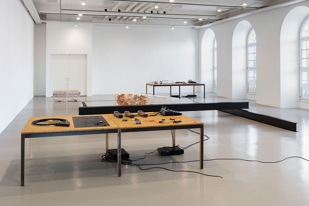 Tarek Atoui: Waters’ Witness, Installation view, © Tarek Atoui, Fridericianum, Photo: Andrea Rossetti