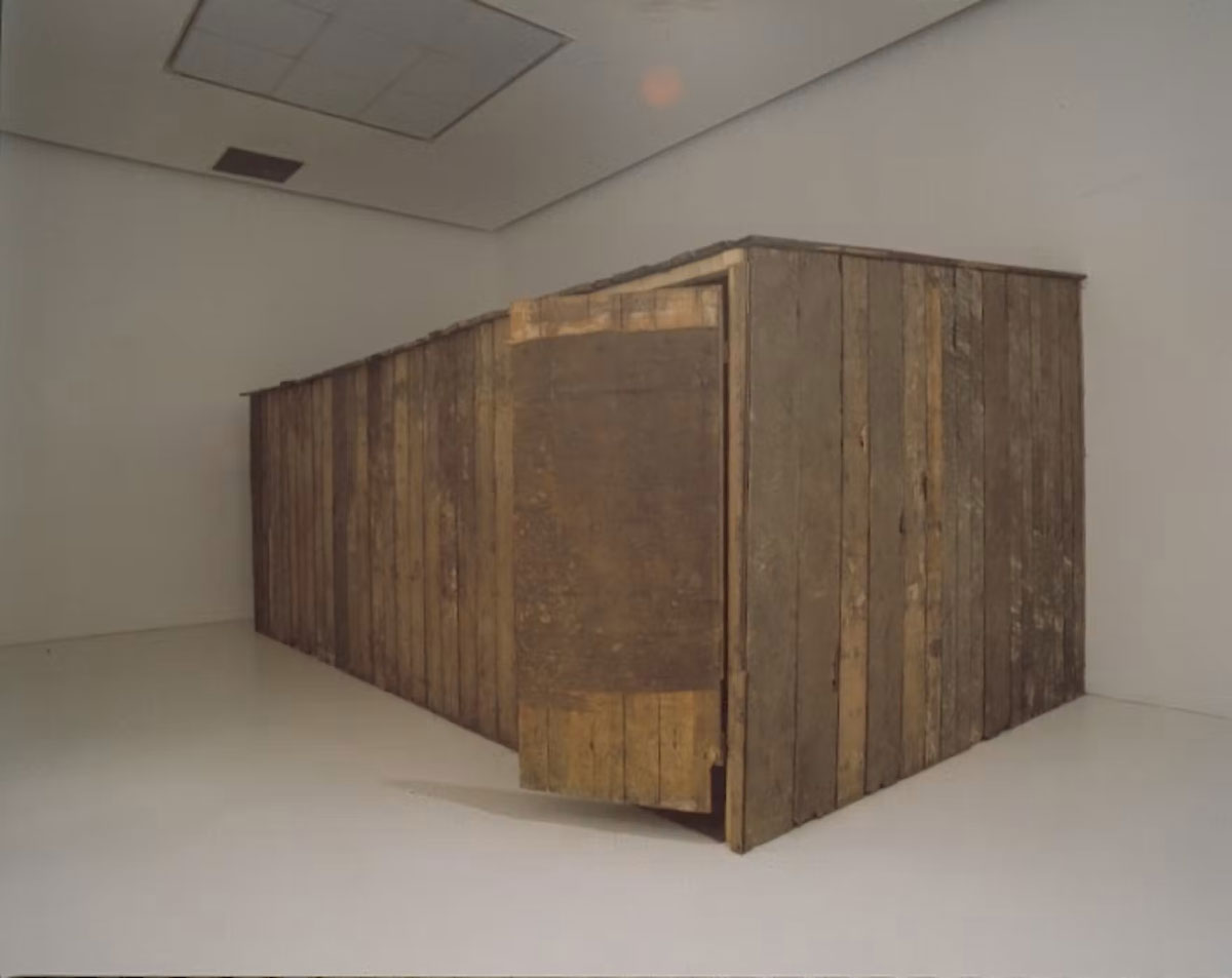 Ilya & Emilia Kabakov, My Grandfather's Shed, 1998, wood, 210 x 240 x 325 cm, Collection: Collection M HKA, Antwerp