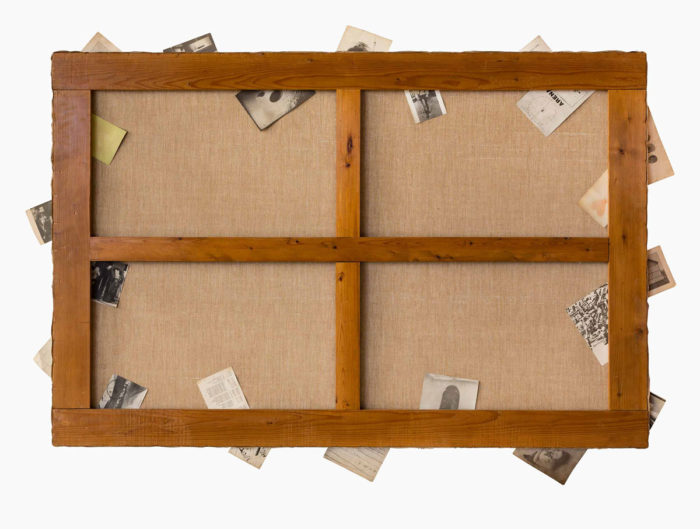 Giulio Paolini, Antologia (26/1/1974) [Anthologie (26/1/1974)], 1974 Invitation cards inserted between two canvases mounted against each other, 140 x 200 cm, Milan, private collection, Courtesy Fondazione Giulio e Anna Paolini, Turin Photo: Marco Ciuffreda, © Giulio Paolini