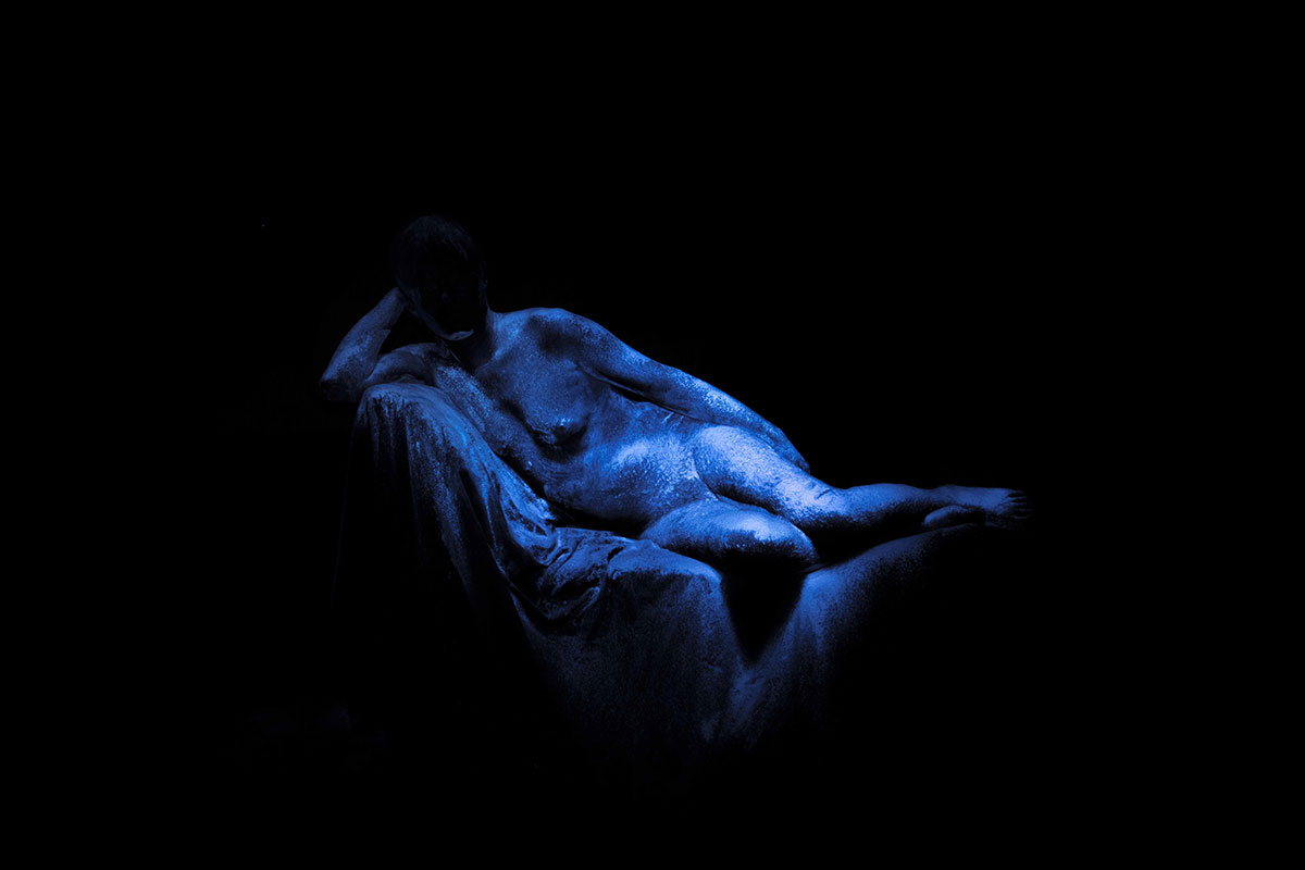Lieko Shiga, Empty Coffin from the Human Spring series, 2019, color photography, 180 x 270 cm, Courtesy of the artist